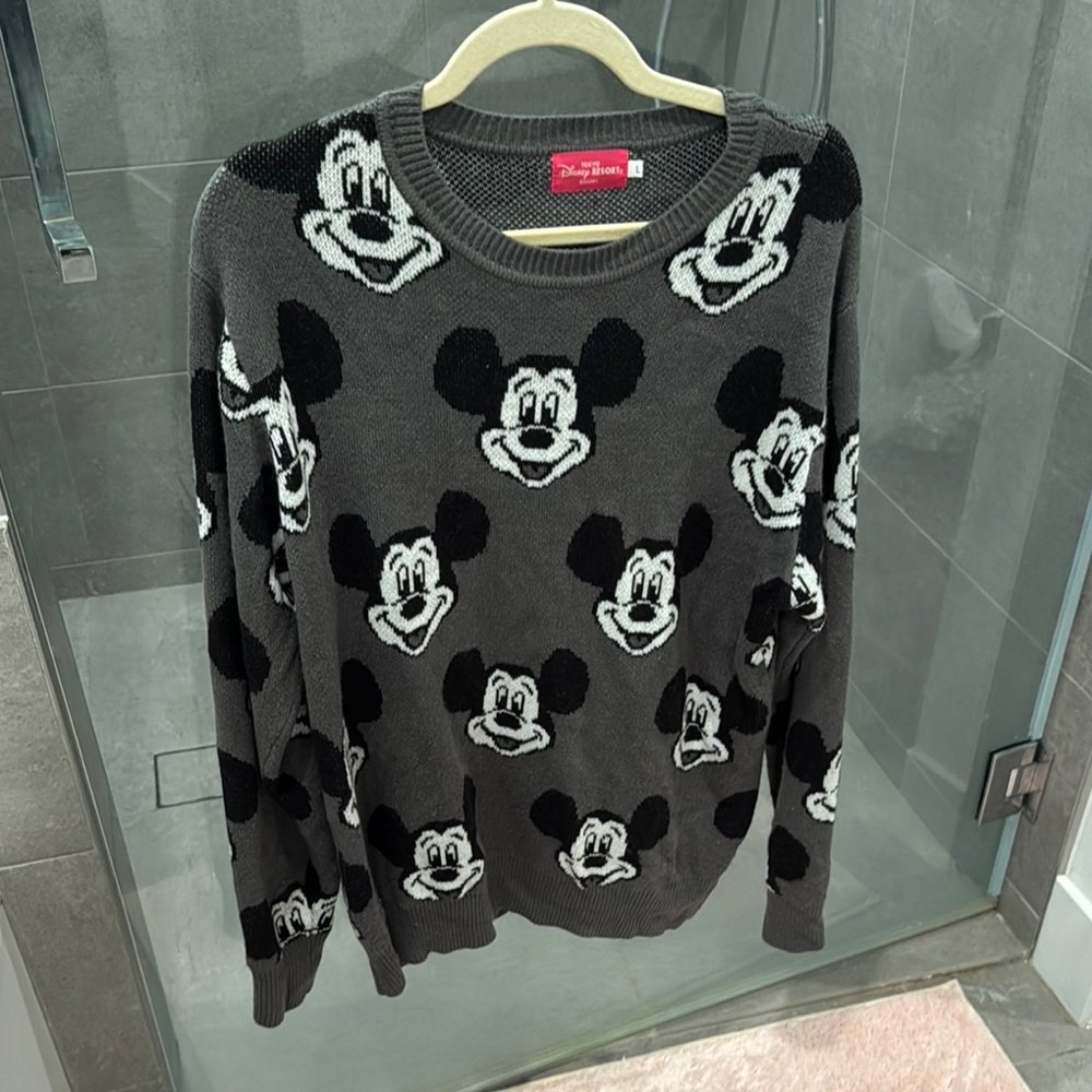 Tokyo Disney mickey Patterned Sweater